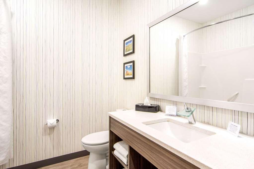 Comfort Inn & Suites North Battleford Ngoại thất bức ảnh