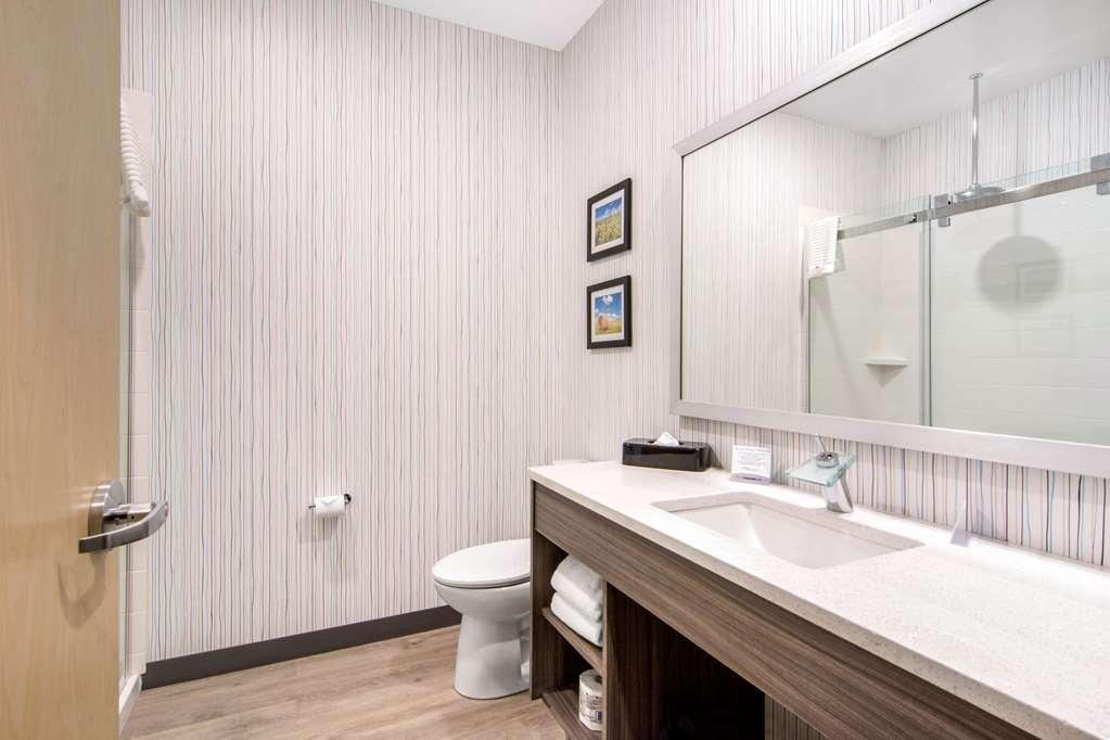 Comfort Inn & Suites North Battleford Ngoại thất bức ảnh
