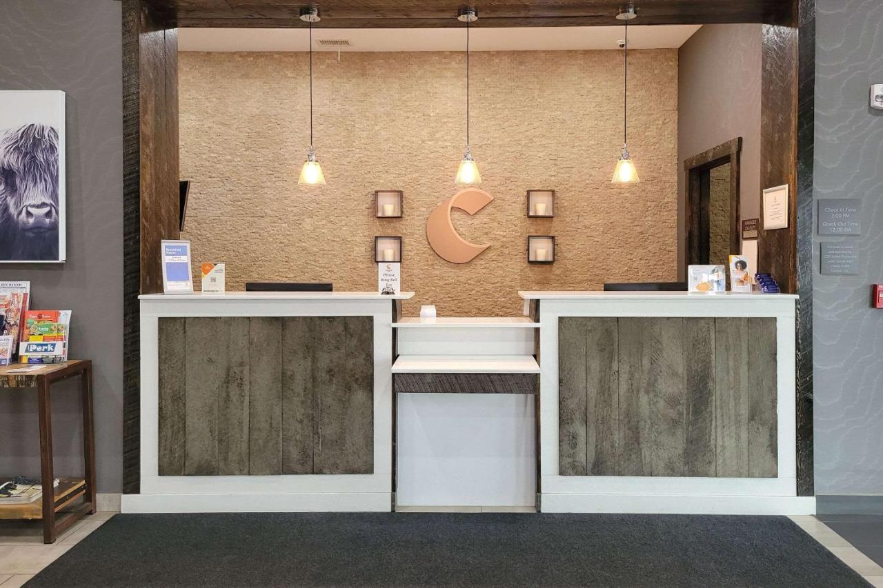 Comfort Inn & Suites North Battleford Ngoại thất bức ảnh