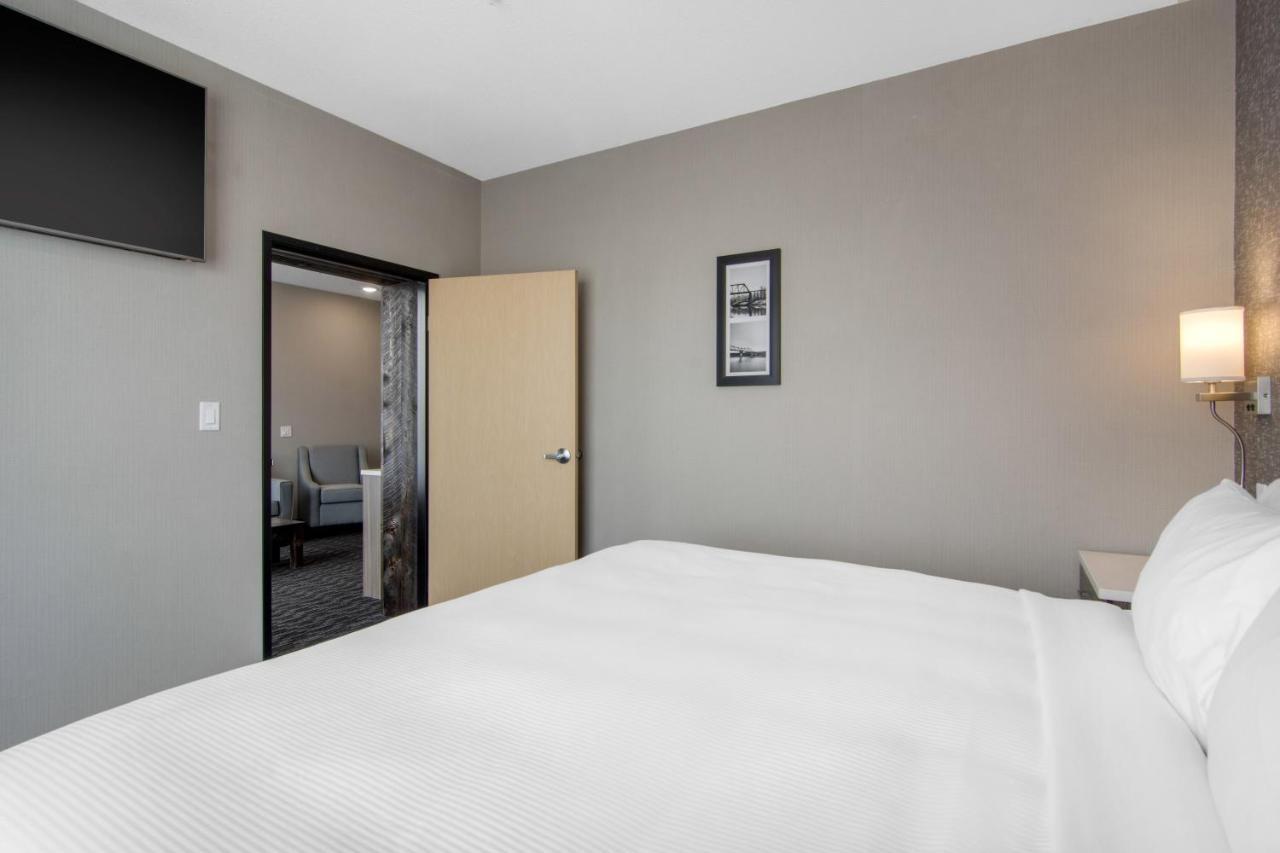 Comfort Inn & Suites North Battleford Ngoại thất bức ảnh