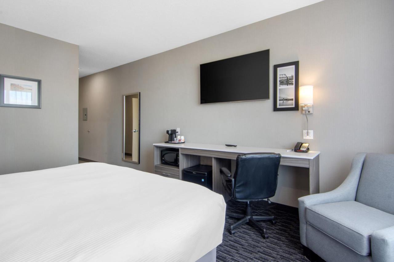 Comfort Inn & Suites North Battleford Ngoại thất bức ảnh