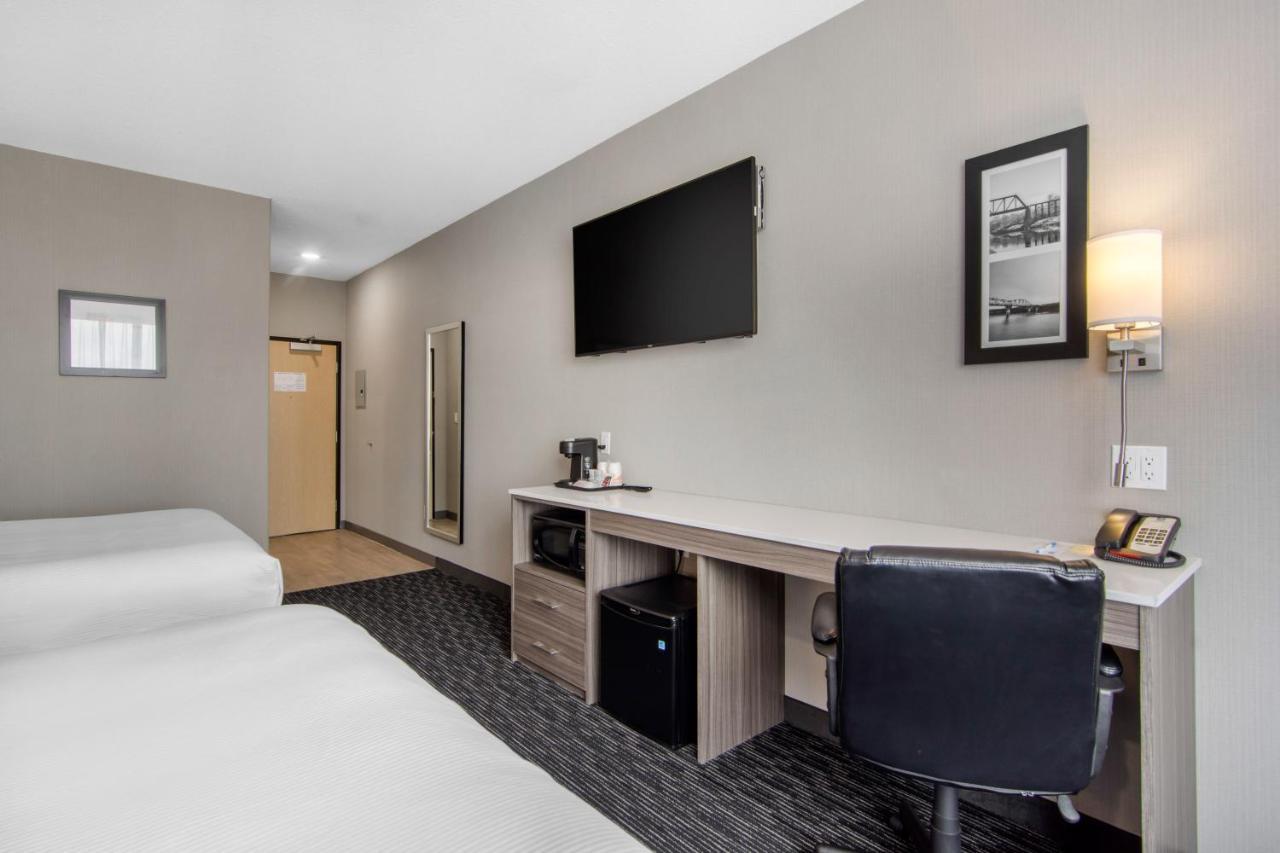 Comfort Inn & Suites North Battleford Ngoại thất bức ảnh