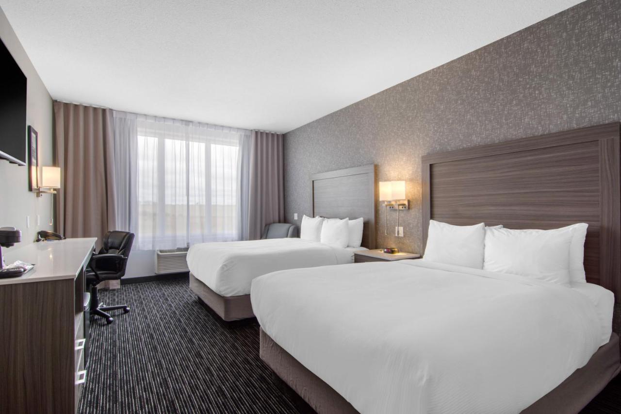 Comfort Inn & Suites North Battleford Ngoại thất bức ảnh