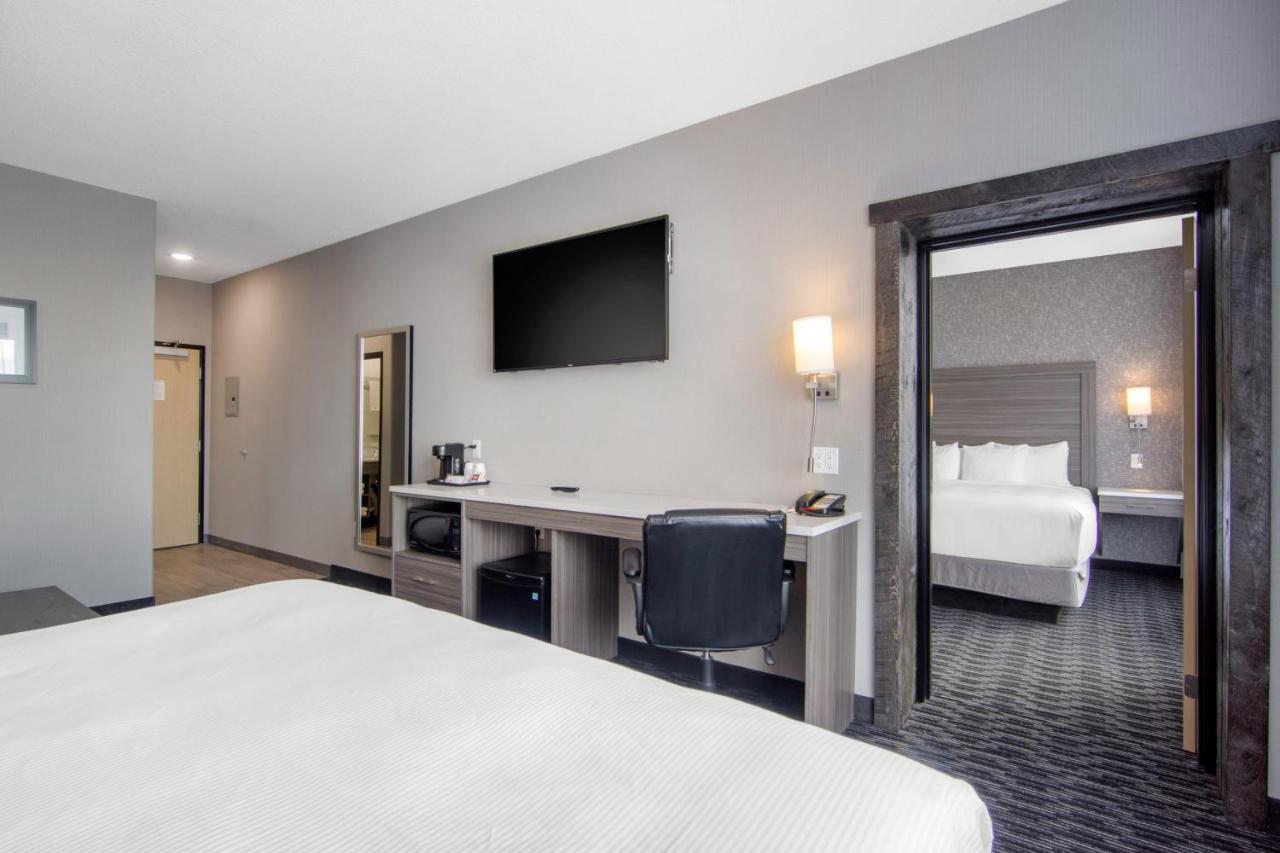 Comfort Inn & Suites North Battleford Ngoại thất bức ảnh