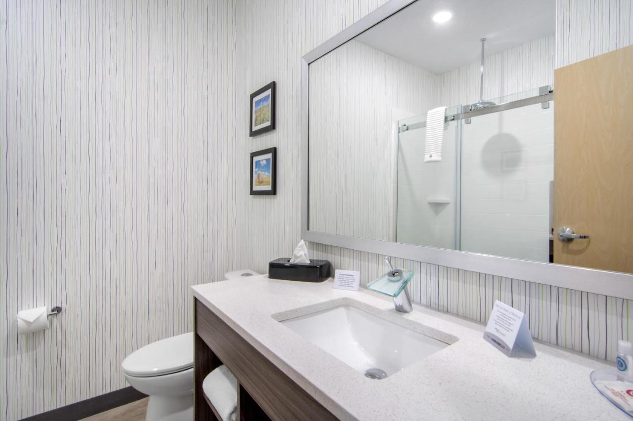 Comfort Inn & Suites North Battleford Ngoại thất bức ảnh