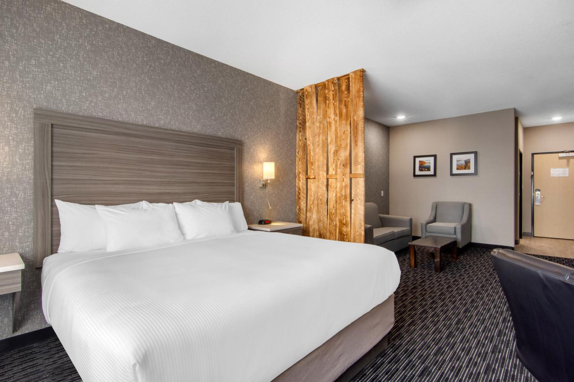 Comfort Inn & Suites North Battleford Ngoại thất bức ảnh
